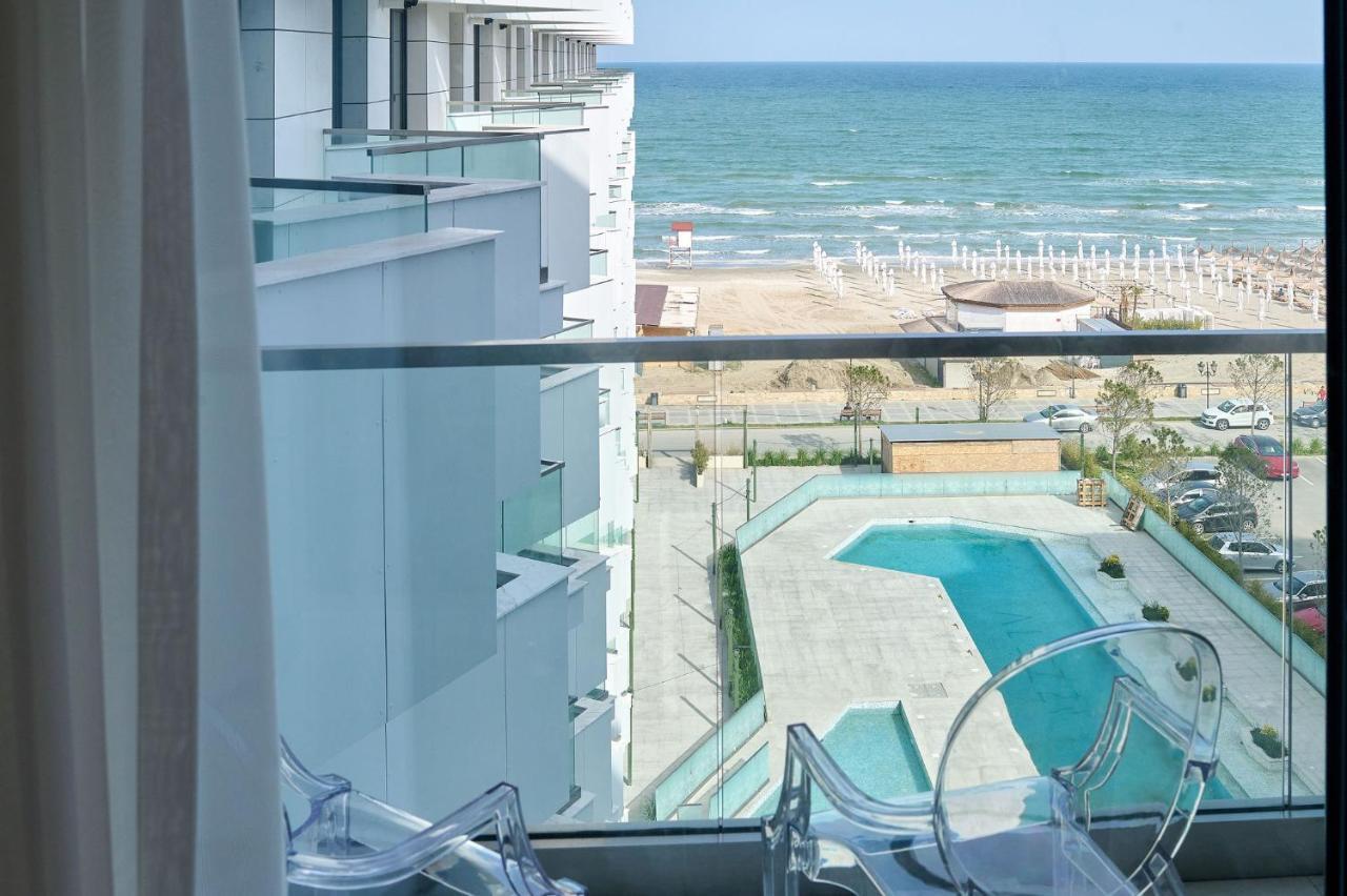 Seaview Luxury Studio In Infinity Beach Resort Mamaia Bagian luar foto