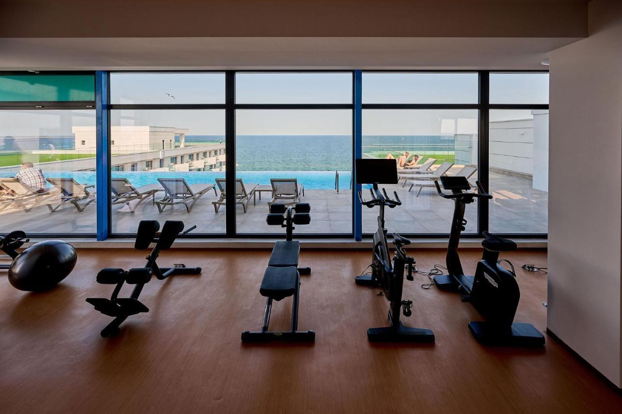 Seaview Luxury Studio In Infinity Beach Resort Mamaia Bagian luar foto